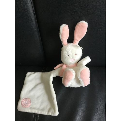 Lapin Babysun Blanc Pattes Oreilles Echarpe Rose Mouchoir