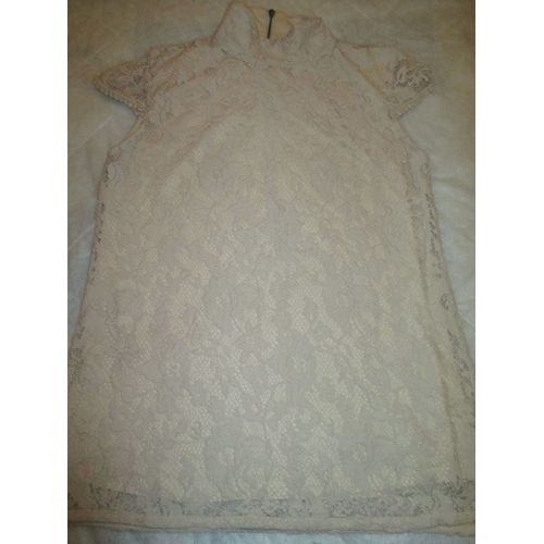 Top / Haut / Tee Shirt Dentellé Col Montant Zara Taille M