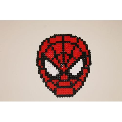 Pixel Art Tete De Spider Man Avec Des Perles A Repasser Hama Rakuten - modèle en perle à repasser brawl star