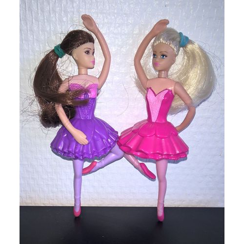 Lot De 2 Petites Barbies Ballerines Macdonald
