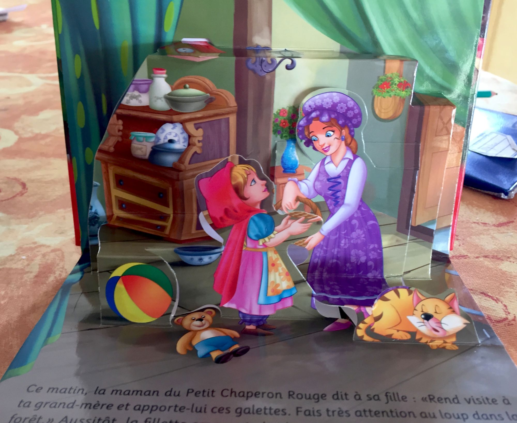 Le Petit Chaperon Rouge - Histoire animée avec les POP-UP 3D