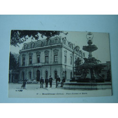 Carte Postale*Montelimar"Place D'armes & Mairie 1920.Catala Fréres