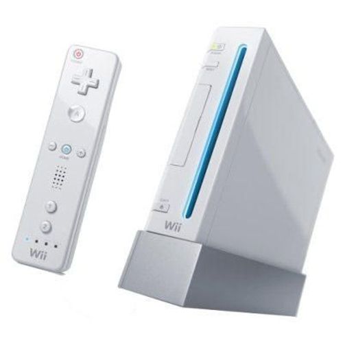 Nintendo Wii + 2 Manettes Avec Nunchuks