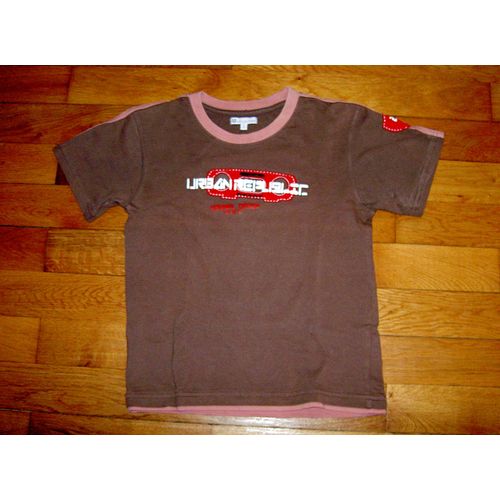 T-Shirt Tee Shirt Manches Courtes Marron Col Rond Parme Motif Poitrine Urban Républic Taille 8 Ans