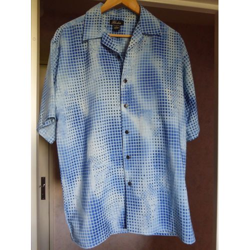 Chemise Bleue Motifs Originaux Polyester Taille M Mais Est Parfaite En Large ! Bleu Clair