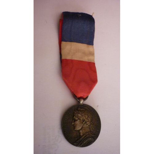 Médaille Ministère Du Commerce 1927 Ref M237