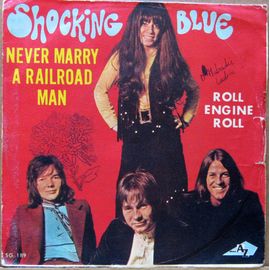 Never Marry A Railroad Man / Roll Engine Roll