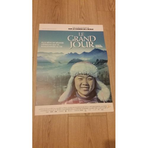 Le Grand Jour Affiche Originale De Cinéma Un Film De Olivier Dazat, Pascal Plisson Avec Nidhi Jha, Albert Ensasi Gonzalez Monteagudo, Deegii Batjargal, Tom Ssekabira 40*60 2015