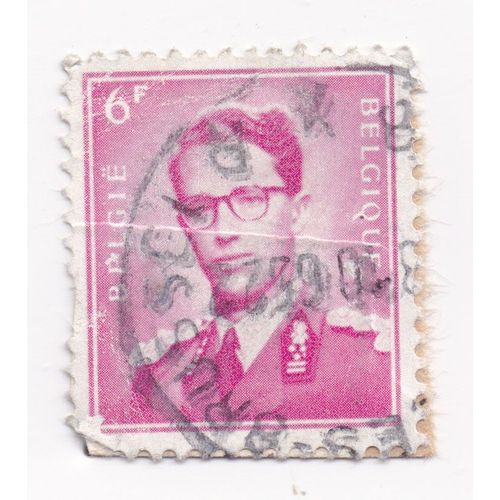Timbre Belgique, België : Roi Baudouin De Face Sur Fond Rouge Clair, 6 Francs Belges