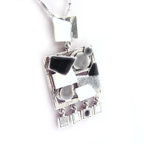 Collier Créateur "Anamaya" Noir Gris