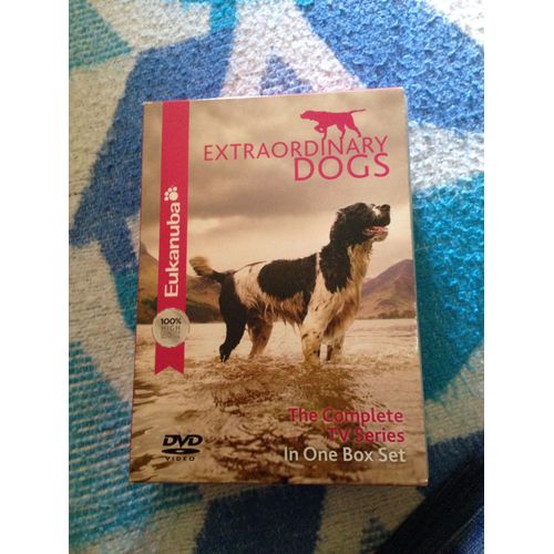 Etraordinary Dogs - The Complete Tv Series - Trois Dvd En Anglais, Italien, German, Spanish, French, Czech, Polish + Subtitles Norwegian, Portuguese, Greek, Dutch
