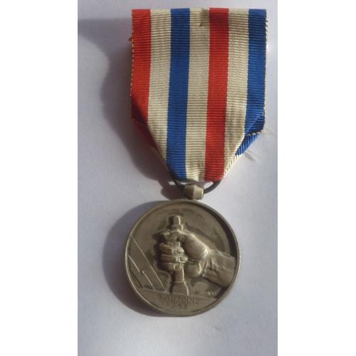 Médaille Des Cheminots 1943 Attribué, Ref M287