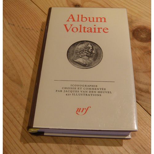 Album Pleiade Voltaire   1983