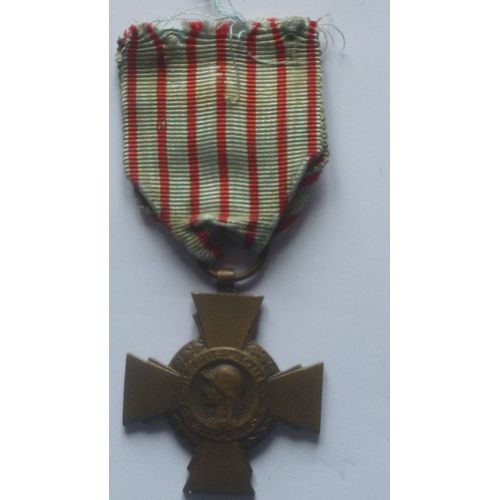 Médaille Ordonnance Croix Du Combattant Ref M 298