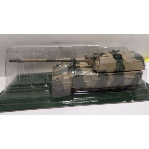 Char Militaire Panzerhaubitze 2000 (Pzh 2000) - -Eac