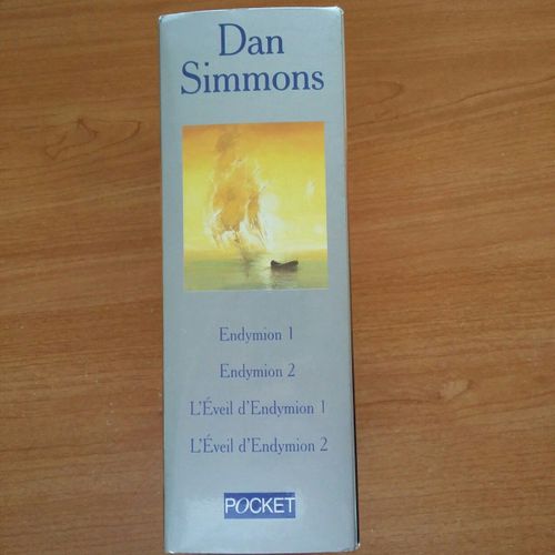 Dan Simmons Coffret 4 Volumes : L'éveil D'endymion Tome 1. - L'éveil D'endymion Tome 2. Endymion Tome 1. Endymion Tome 2