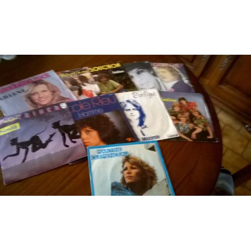 Lot De 20 Diques 45 Tours Chanteurs Francais