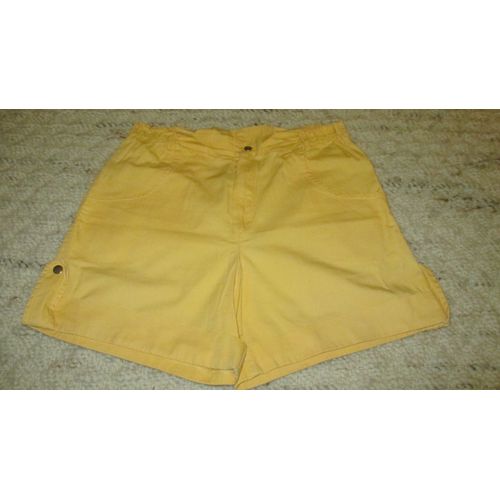 Short Jaune 14 Ans