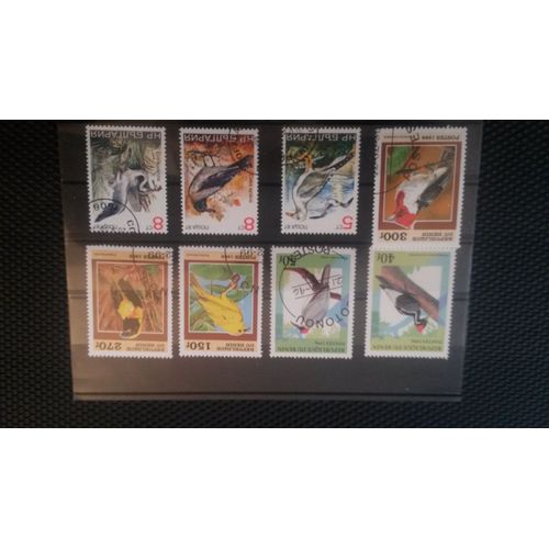 Lot N° 4 De 8 Oiseaux
