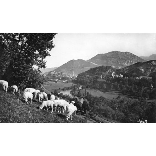 Carte Postale Noir Et Blanc - Dentelee N° 13 Bis - Lourdes - La Vallee Et Le Pic De Ger - Voir Berger