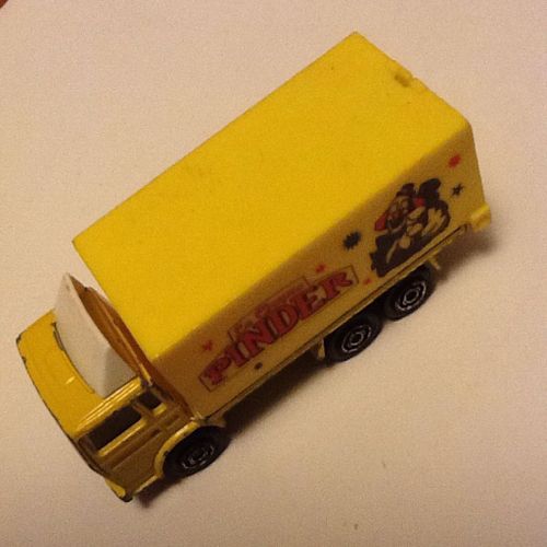 Majorette Pinder Camion Transport 1/100