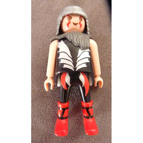 PLAYMOBIL personnage = un chevalier, buste coloris noir et gris, bras  coloris chair, pantalon coloris noir, gris et rouge, bottes coloris rouge  et noir