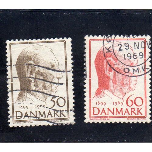 Timbres-Poste Du Danemark (70ème Anniversaire Du Roi Frédéric Ix)
