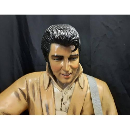 Statue Elvis Presley