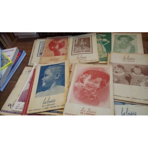   Les Loisirs De L'enfant  Publiés Sous La Direction De Raymond Richard -    Lot De 40 Revues Années  1954 - 1955 - 1956 - 