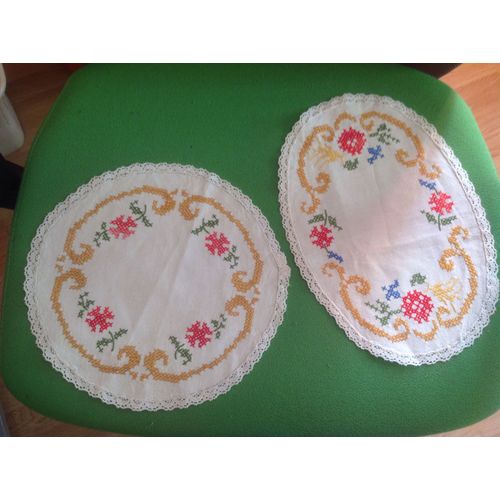 Lot De 2 Napperons