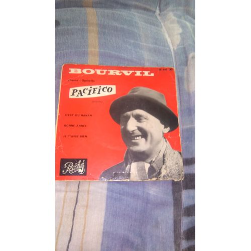 Bourvil Chante L'opérette Pacifico