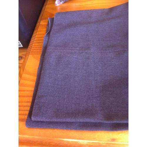 Pantalon T 44 Gris