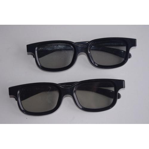 Lot de 2 lunettes cinéma REAL D 3D