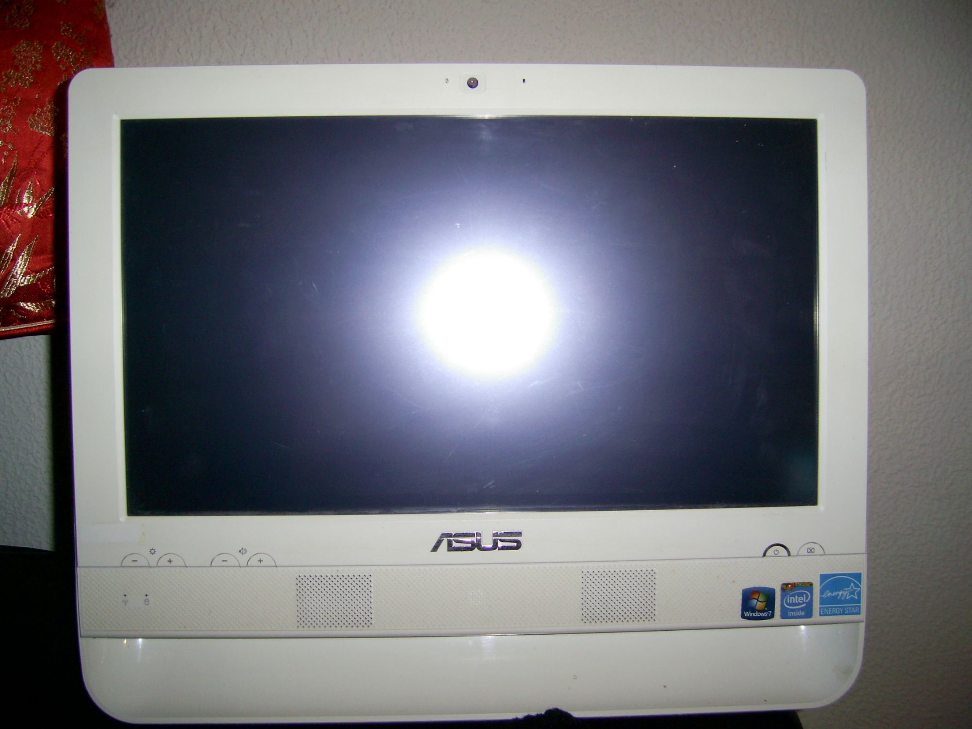 Quand J'allume Mon Pc L'écran Reste Noir Asus All In One d’occasion | Plus que 3 à -75%