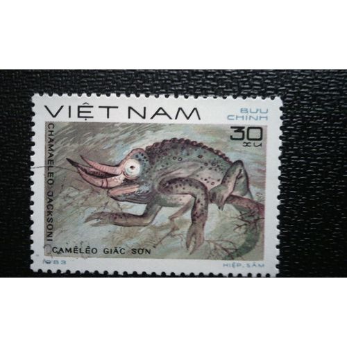 Timbre Vietnam (Yt 404 ) 1983 Chameleon De Jackson (Chamaeleo Jacksoni)