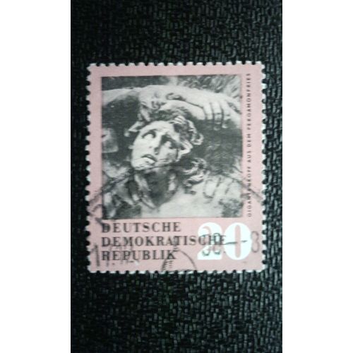 Timbre Allemagne - République Démocratique (Ddr) (Yt 383 ) 1958 Art Retourné De L'urss