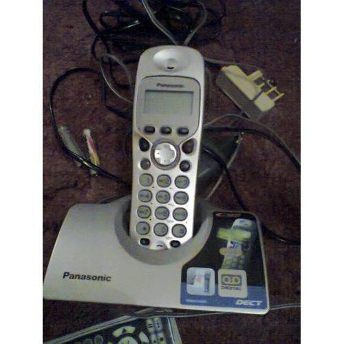 Téléphone fixe Panasonic KX TCD445FRS - Main libre