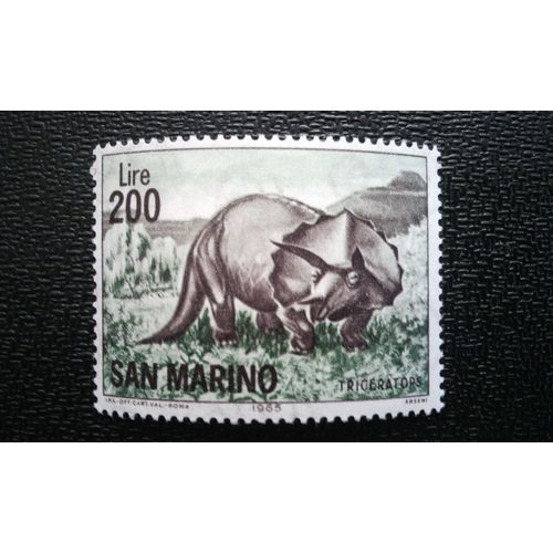 Timbre Saint Marin (Yt 653 ) 1965 Stégosaure