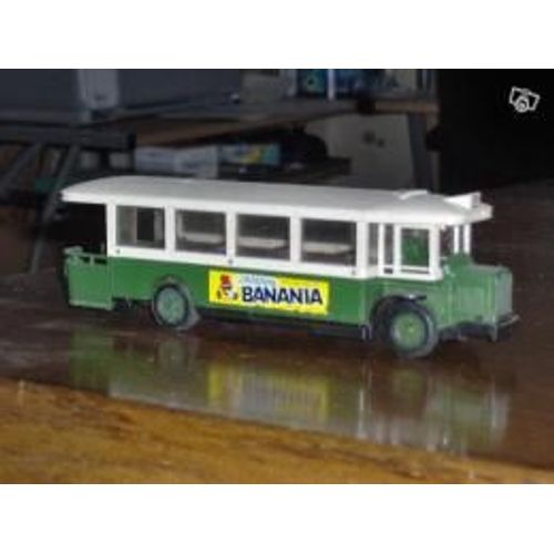 Bus Banania-Solido