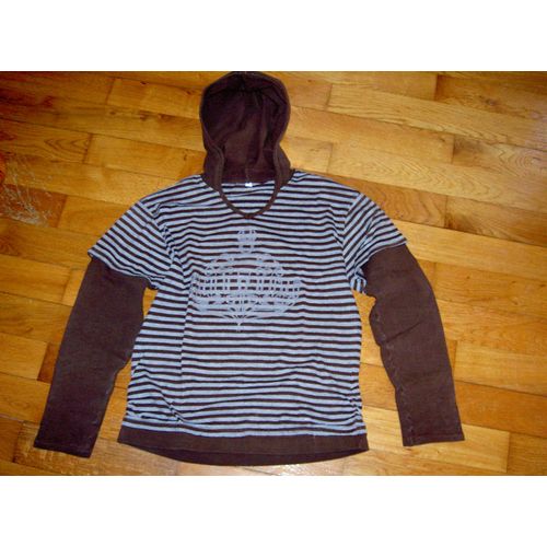 Pull Manches Longues Avec Capuche Marron Avec Rayures Grises Horizontales Sauf Manches Et Capuches Unies Marrons Kiabi Taille 12 Ans