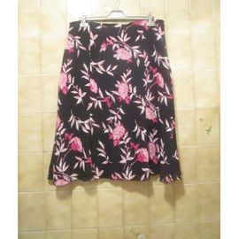 Jupe Noire À Motif Fleurs Ou Feuilles Rose, Damart, T. 46
