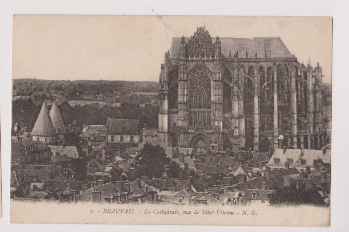 Cp Beauvais La Cathedrale Vue De Saint Etienne Noir Et Blanc