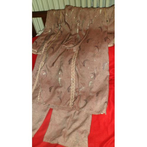 Ensemble Femme Fait Sur Mesure : Longue Tunique À Capuche À Superposer Sur Pantalon. D&#39occasion : Très Bon État (Mis Une Seule Fois).