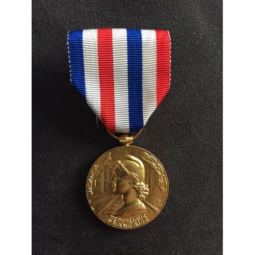 Medaille D'honneur Des Chemins De Fer 1970