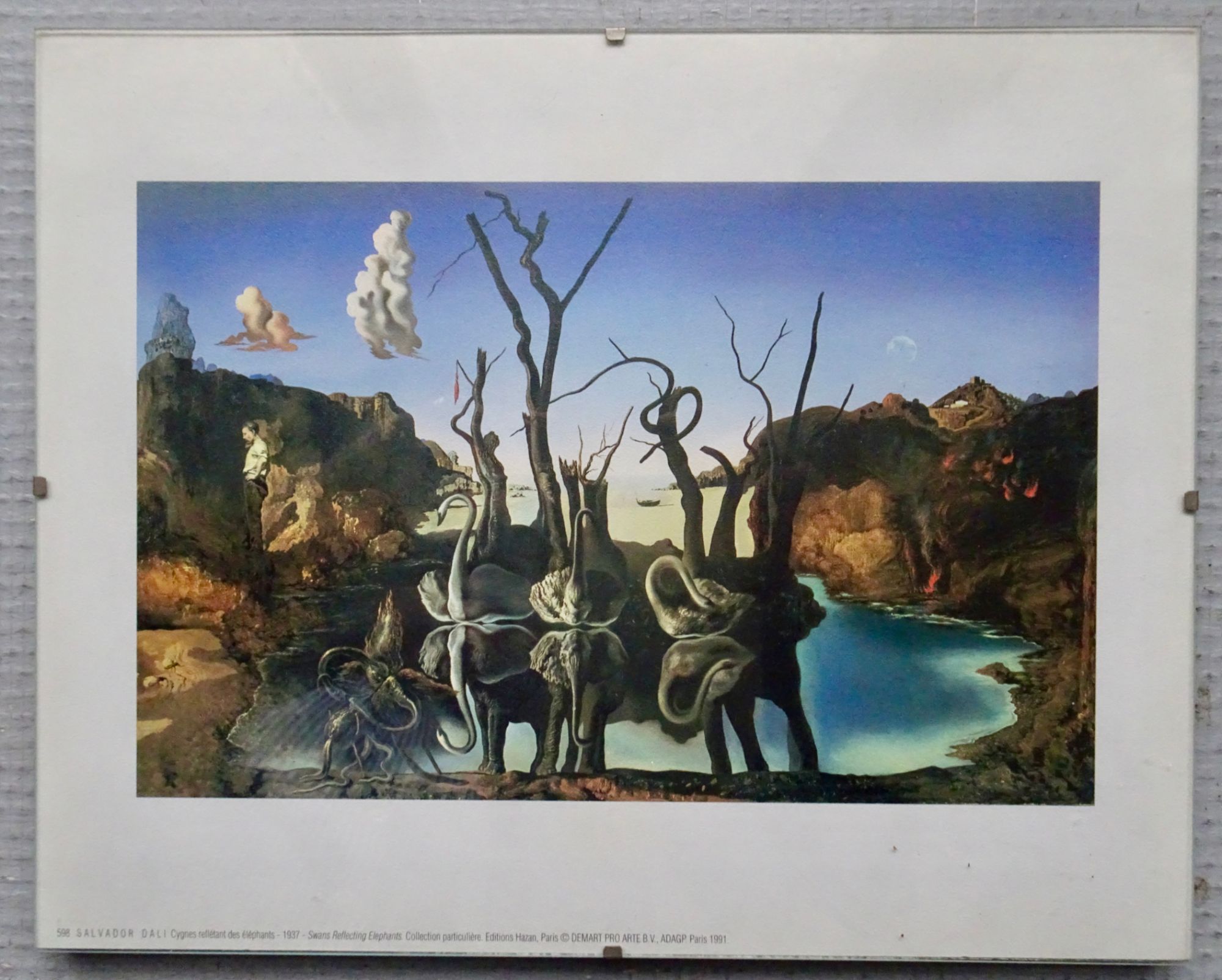 Cygnes Reflétant Des Éléphants - Dali (1937) - Reproduction Sous Verre