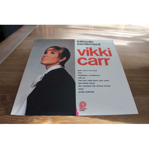 Vikki Car : Intimate Excitement