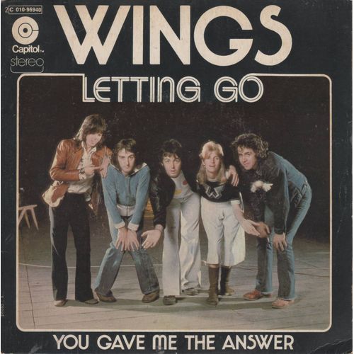Disque 45 Tours Wings (1979 Parlophone Pathe 2c 008-62579) - 2 Titres : Goodnight Tonight / Daytime Nightime Suffering