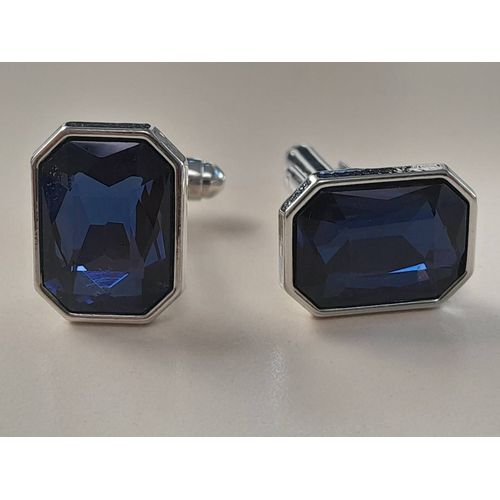 Boutons De Manchettes En Forme De Presque Rectangle Avec Verrre De Couleurs Argent Et Bleu Pour De L'élégance Et Du Style ...