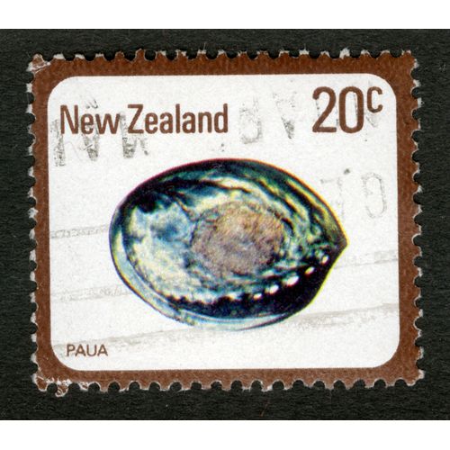 Timbre Oblitéré New Zealand , Paua, 20c