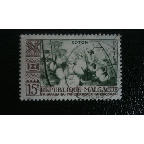 Timbre Madagascar ( Yt 350 ) 1960 Produits Du Pays Coton